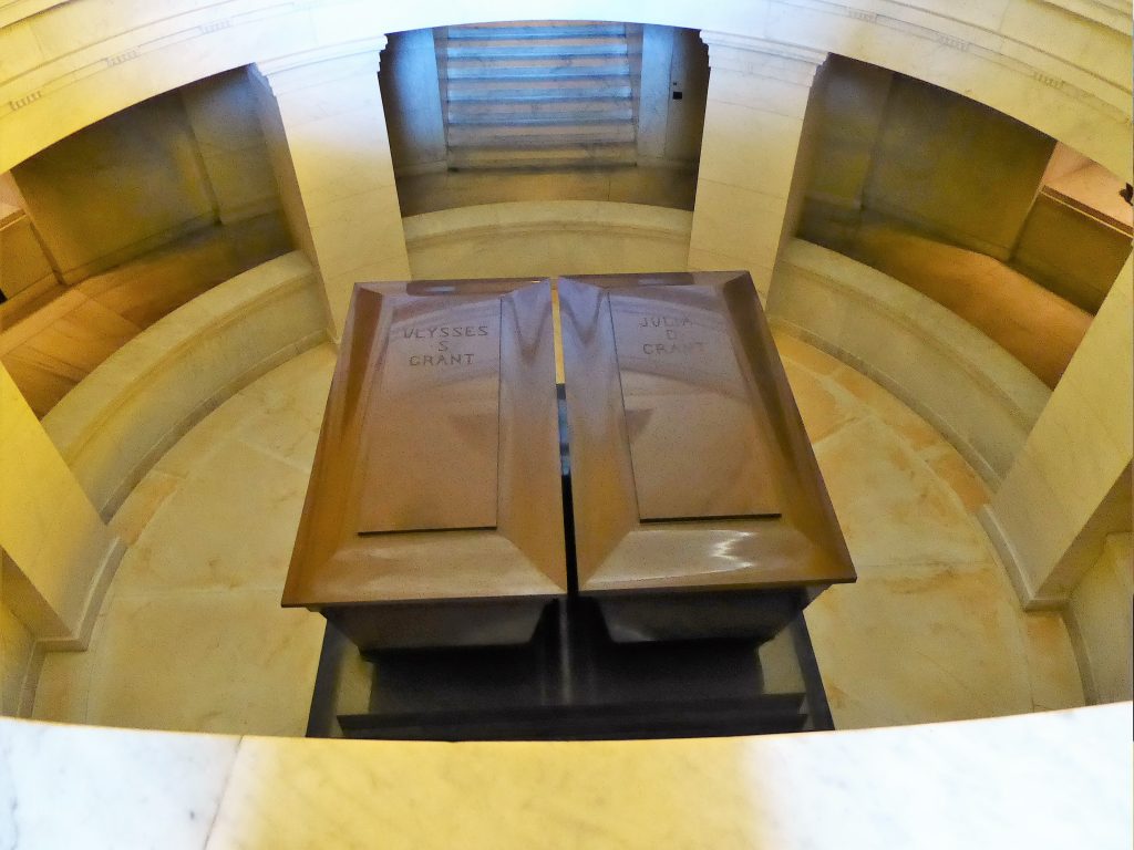 Upper Manhattan Grant's Tomb