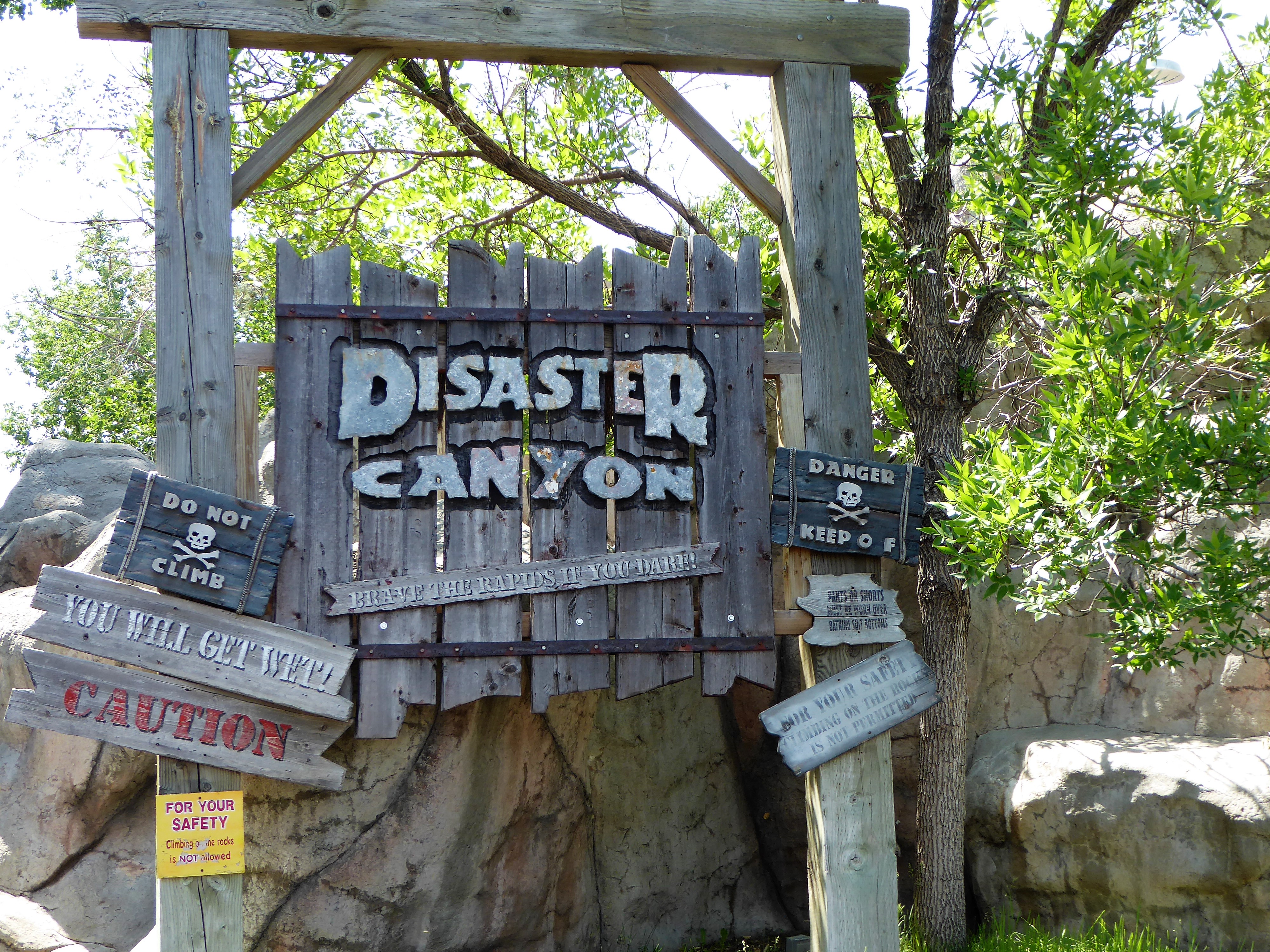 Ultimate Guide to Elitch Gardens Disaster Canyon