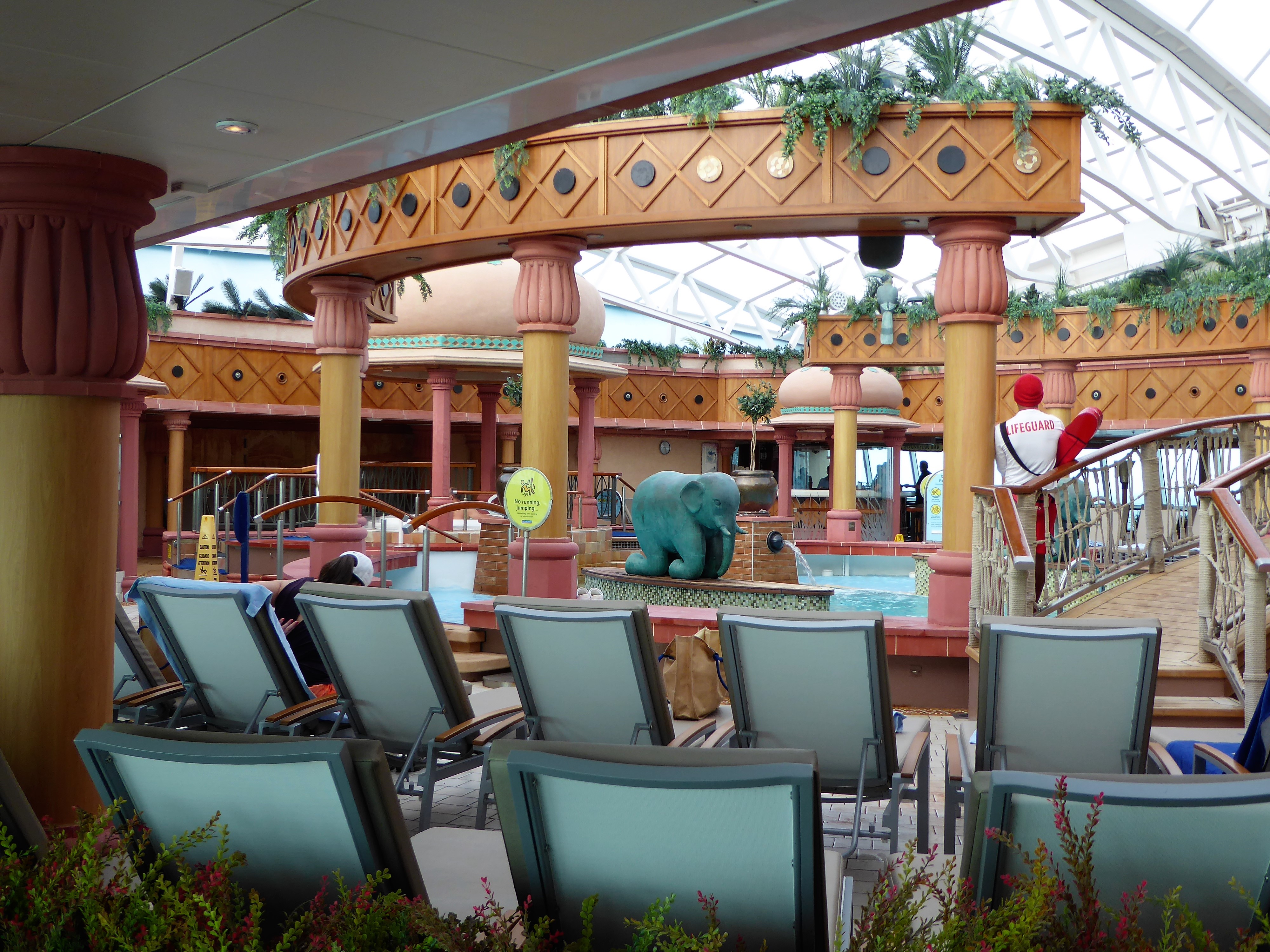 Brilliance of the Seas Solarium Pool